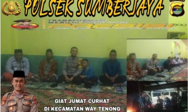 Kapolsek Sumber Jaya "Jum'at Curhat", Ini Pesan Kamtibmas Kepada Warga