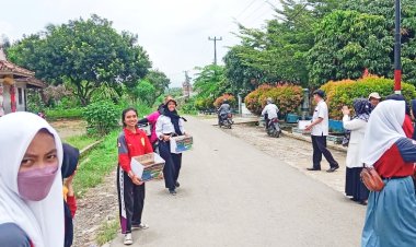 Siswa dan Guru Open Donasi Korban Banjir dan Longsor