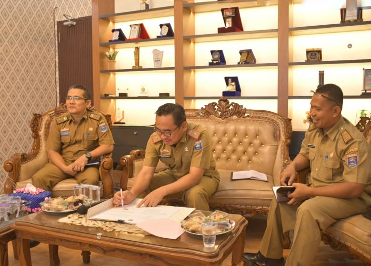 Pemerintah Kota Metro Bersama 50 Kabupaten/Kota Lakukan Penandatanganan Gerakan Menuju Smart City