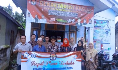 Kepala Kampung Gunung Sari Hadiri Rapat Pleno DPHP Pemilu 2024.