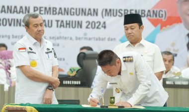 Hadiri Musrenbang RKPD Riau 2024, Bupati Rohil Minta Perbaikan Infrastruktur Jalan