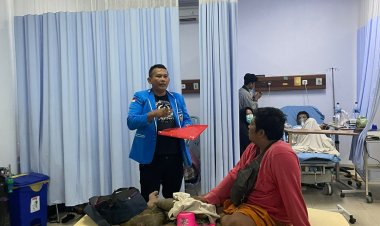 Ketua KNPI Siak Bantu Pengobatan Warga Rohil yang Kurang Mampu