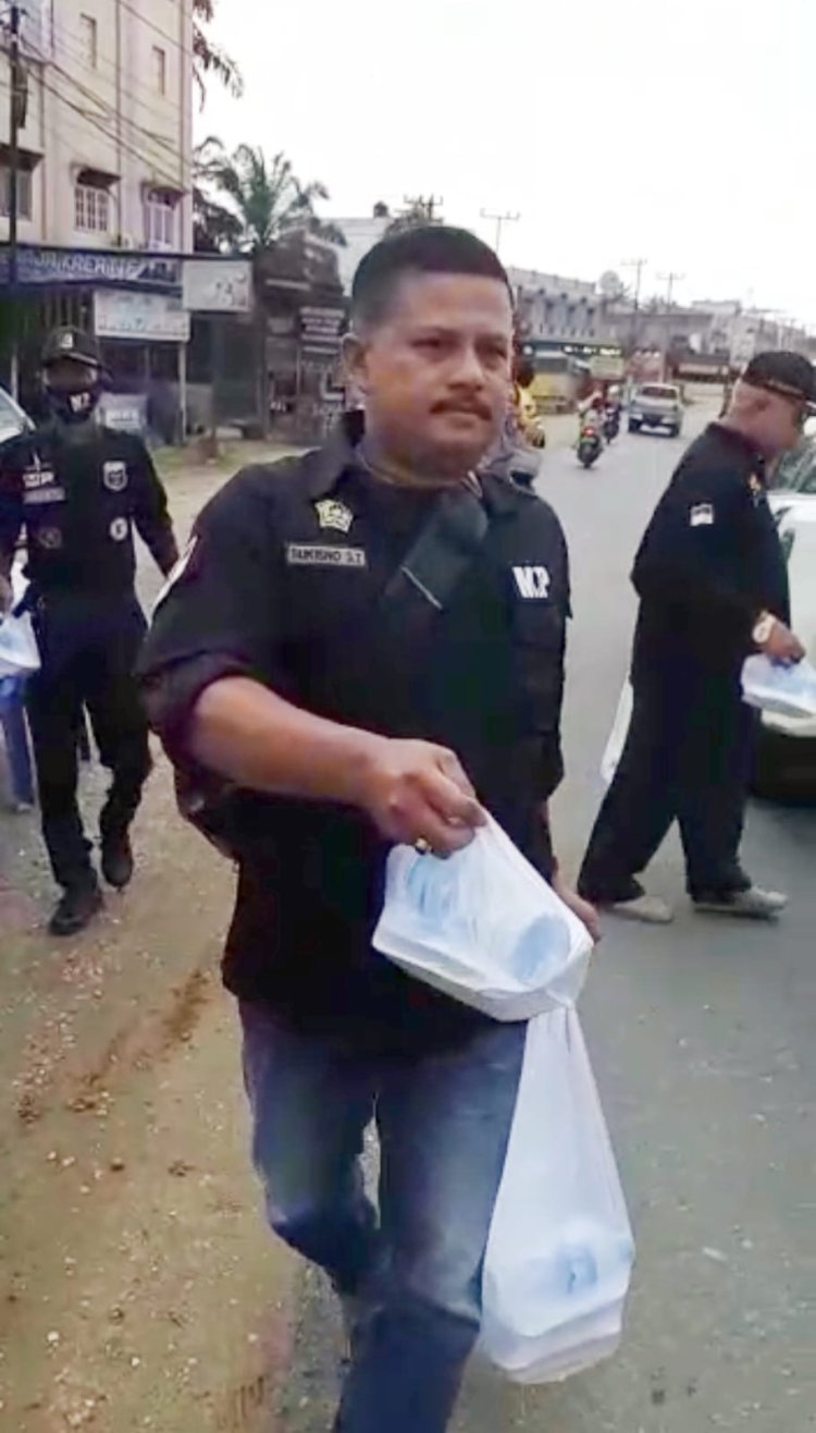 MPSI dan Polsek Bagan  Sinembah Bagi Takjil dan Buka Puasa Bersama