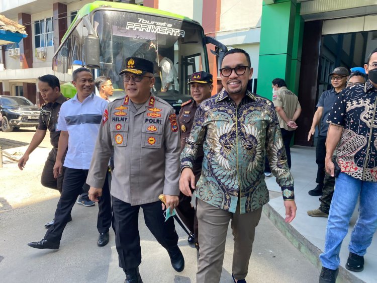 Tim Komisi III DPR Besuk Anggota Densus 88 yang Tertembak