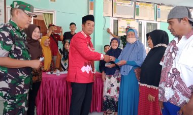 Sebanyak 33 KPM terima BLT-DD Tahun 2023  dari Pemdes Mekar Jaya