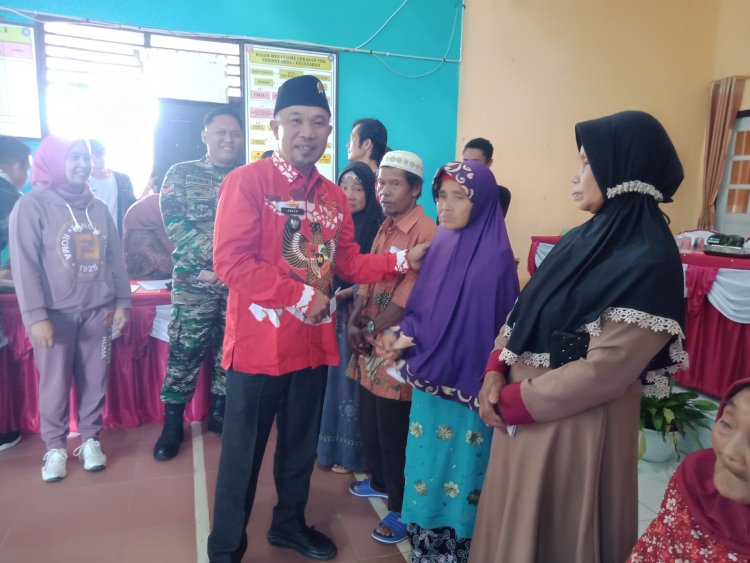 Pemdes Pura Mekar Salurkan BLT-DD Untuk Januari-Maret Tahun 2023