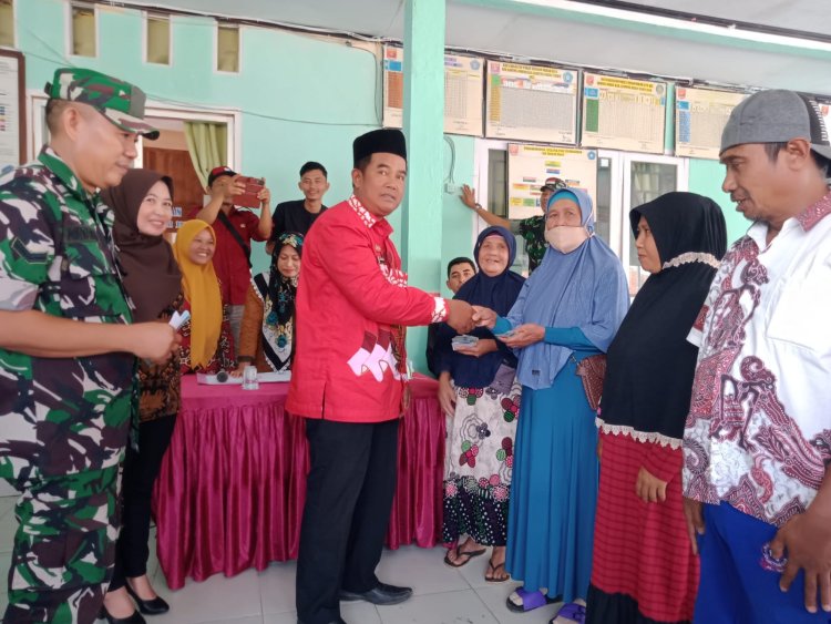 Sebanyak 33 KPM terima BLT-DD Tahun 2023  dari Pemdes Mekar Jaya