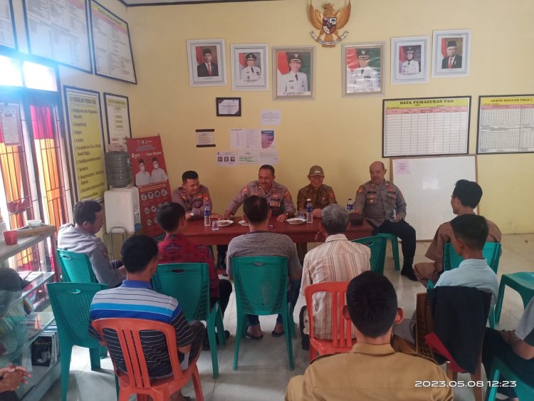 "Jumat Curhat" Polres Lampung Barat Sebagai Sarana Komunikasi Lebih Baik dengan Masyarakat
