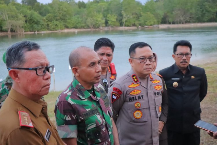 Kapolda Lampung Hadiri Puncak Penanaman Mangrove Nasional di Pantai Bagus Kalianda