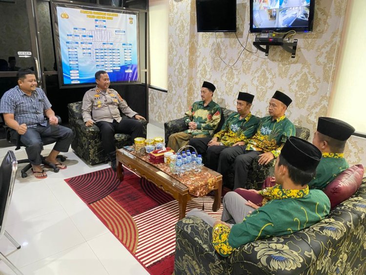 Kapolres Lampung Barat Terima Kunjungan Jajaran Tanfidziyah PCNU Lambar