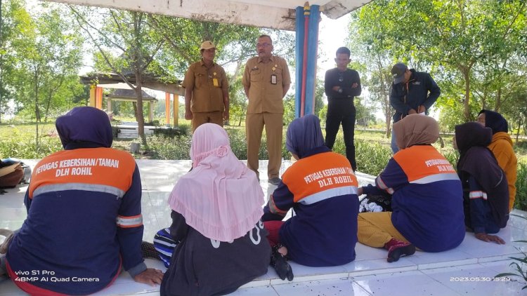 Kadis LH Rohil Kunjungan Kerja Petugas di Lapangan, Tingkatkan Disiplin Kerja dan Kekompakan