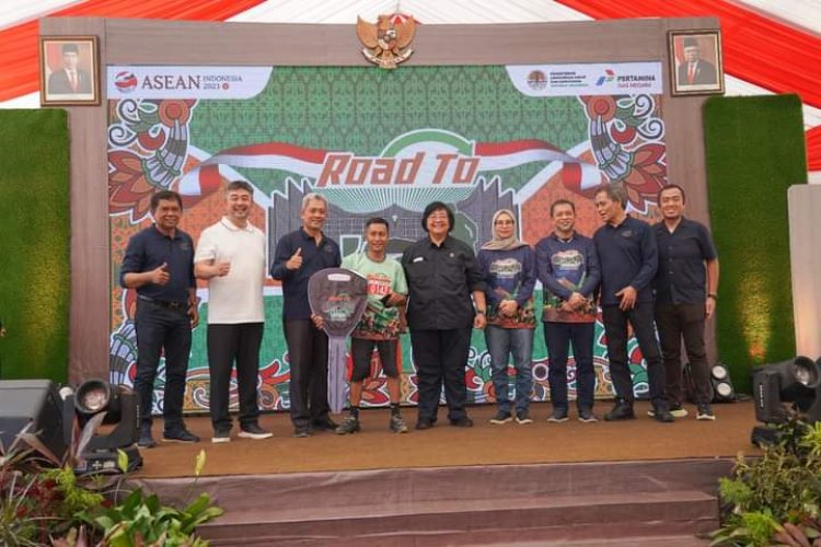 KLHK Promosikan IKN, Gelar Fun "Bike Road To IKN" di Kawasan Titik Nol