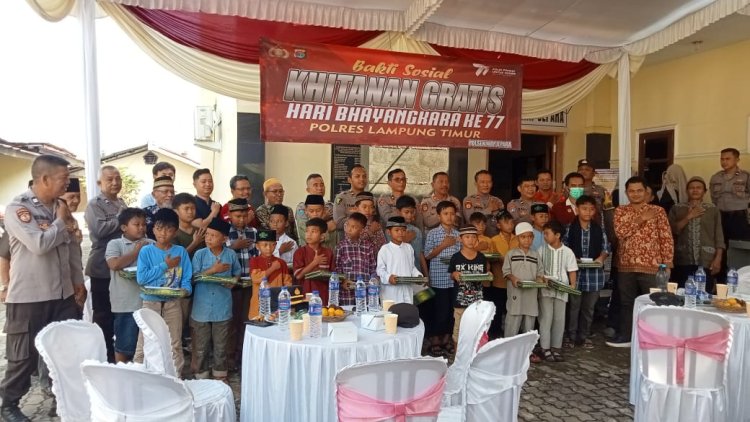 Jelang Hari Bhayangkara, Polres Lamtim Adakan Khitanan Gratis Kepada Anak Yatim Piatu