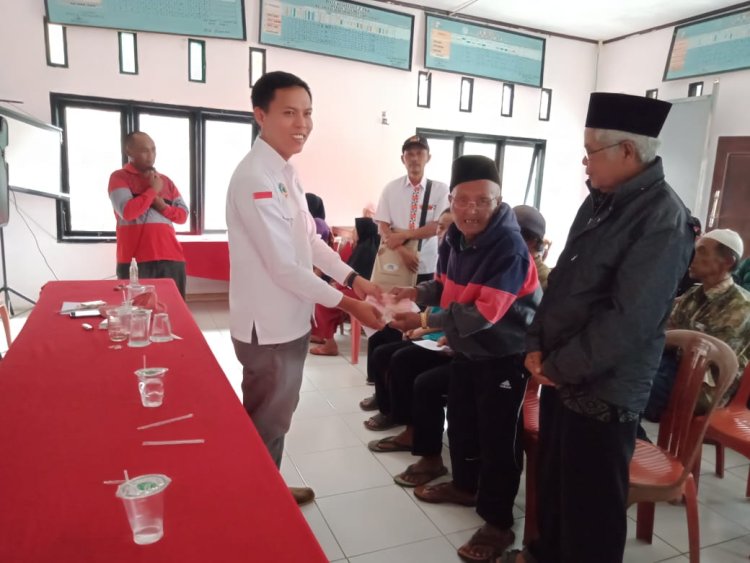 Pekon Tugu Mulya Jelang Idul Adha 1444 H Salurkan BLT - DD Triwulan ke II Tahun 2023