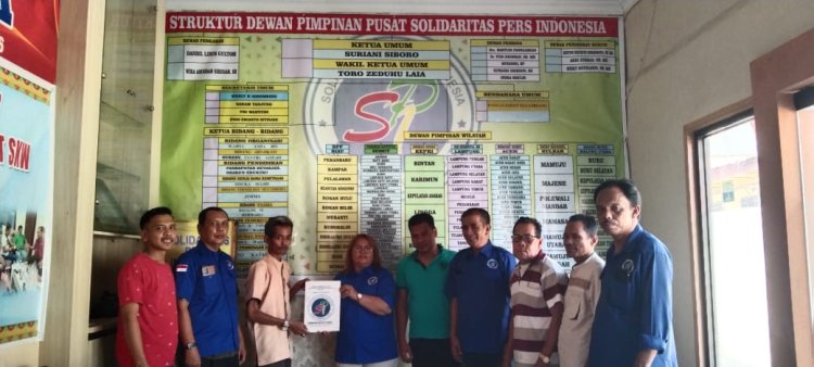 DPP SPI Serahkan SK Kepengurusan DPD SPI Kab. Indragiri Hulu