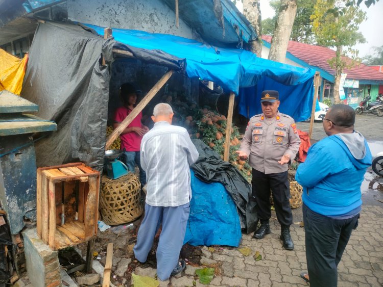 Jum'at Curhat Polres Lampung Barat Jadikan Sarana Komunikasi Bersama Warga