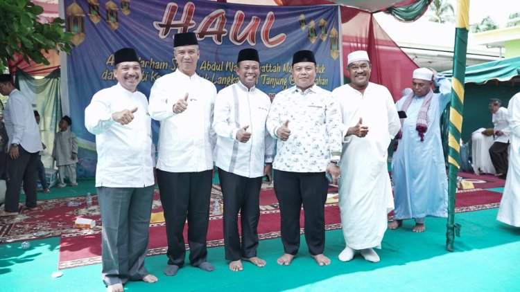 Wabup Rohil Hadiri Peringatan Haul Tuan Guru dan Ziarah ke Makam Guru Suluk