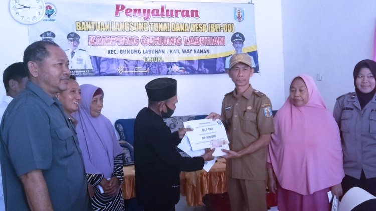 Pemerintah Kampung Gunung Labuhan Salurkan BLT-DD Ekstrim ke-2 Kepada 27 KPM