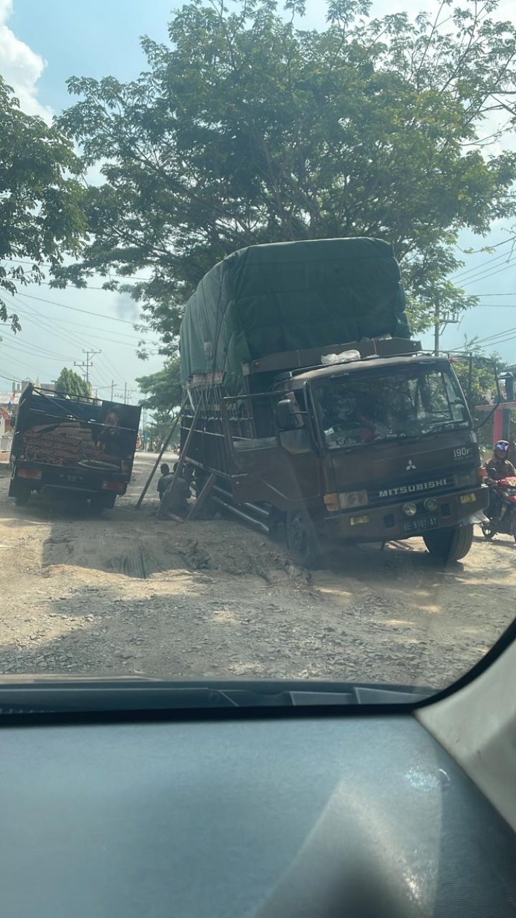 Masyarakat Tejo Agung Keluhkan Proses Pengerjaan Infrastruktur Jl. Sutan Syahrir Kota Metro