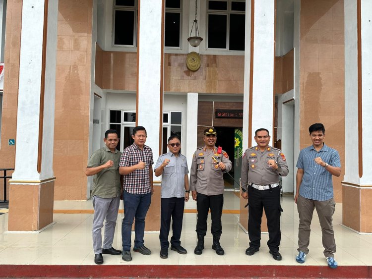 Jalin Sinergitas, Kapolres Way Kanan Sambangi Kantor Kejaksaan dan Pengadilan Negeri