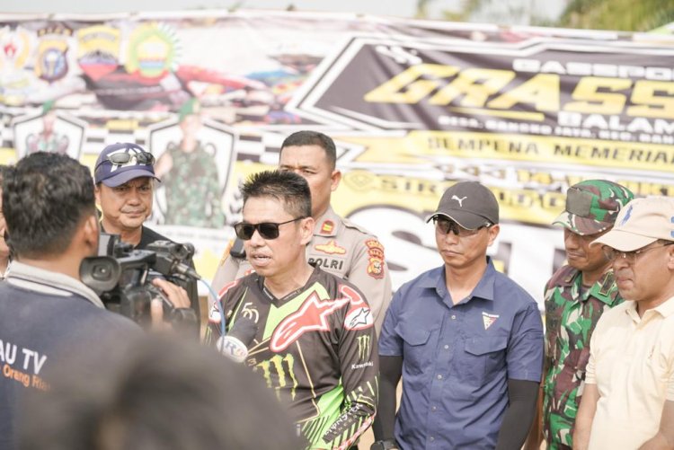 Bupati Rohil Dampingi Dandim, Buka Lomba Grass Track Meriahkan HUT TNI