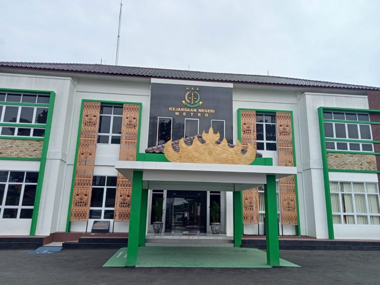 Melalui Proses Panjang, Akhirnya Oknum Guru Cabul di Kota Metro Ditahan