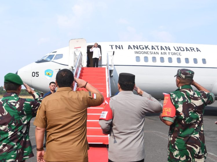 Kunjungan RI 1 Berjalan Aman, Kapolda Lampung Antarkan Kepulangan Presiden