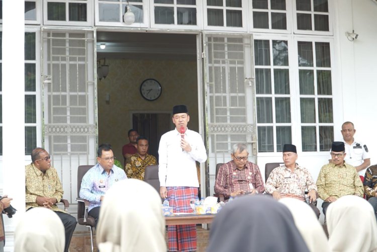 Bupati Rohil Lepas Sekitar 100 Orang Kafilah Ikuti MTQ Provinsi Riau
