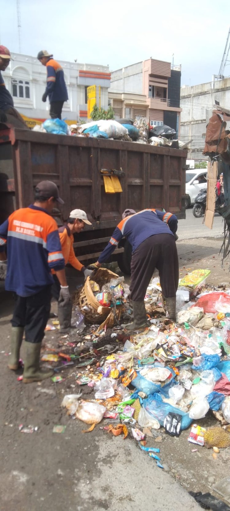 Terkait Sampah yang Sempat Menumpuk di Bagan Batu, Ini Kata Kadis LH Rohil