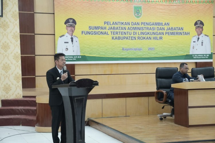 Bupati Lantik Puluhan Pejabat di Rohil, Minta Sukseskan Program Pemerintah