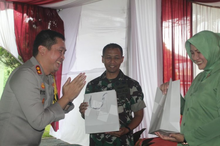 Kapolres Lampung Barat Hadiri Acara Lepas Sambut Komandan Kodim 0422 Lambar