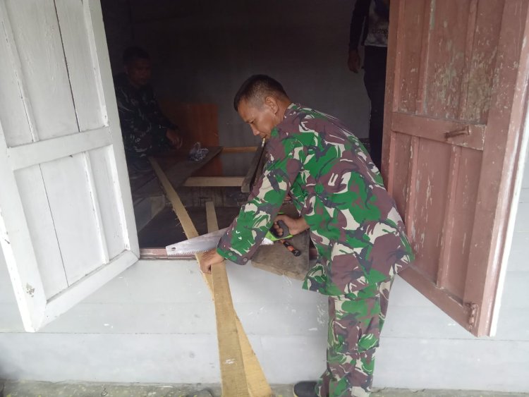 Peringati Hari Juang Kartika AD, Kodim 0321/Rohil Adakan Giat Bedah Rumah