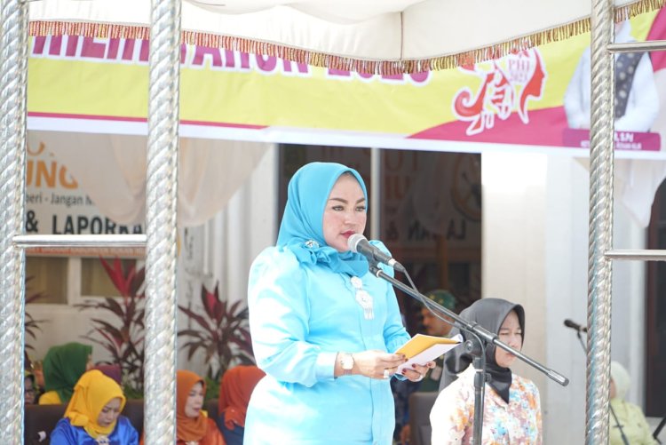 Istri Bupati Rohil Jadi Inspektur Upacara Saat Hari Ibu ke-95 Tahun 2023