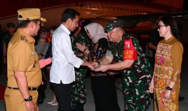Pj Gubernur Sumatera Utara Sambut Kedatangan Presiden RI di Bandara Kualanamu