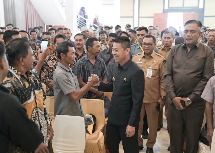 Sebanyak 972 Linmas Dikukuhkan, Rohil Siap Sukseskan Pemilu 2024