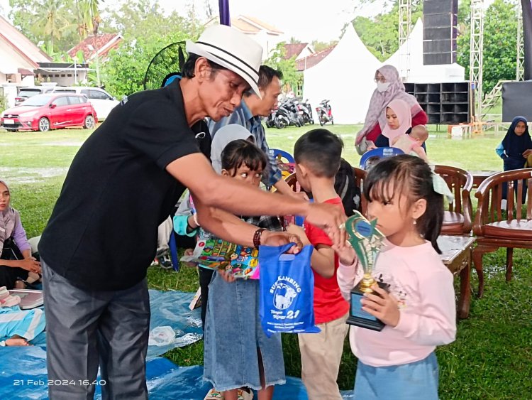 Puluhan Anak TK dan SD ikuti Lomba Mewarnai di HUT SMSI ke-7 Kota Metro