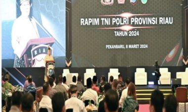 Hadiri Rapim, Bupati Rohil Dukung Sinergitas TNI/Polri, Jaga Stabilitas Keamanan