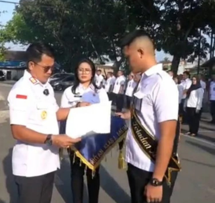 Rutan Kelas 1 Medan Berikan Penghargaan Pegawai Teladan Sebagai Bentuk Apresiasi