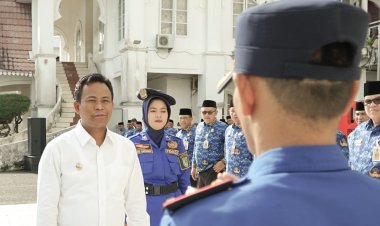 Saat Apel Pasca Lebaran, Wabup Rohil Harap Momentum Lebaran Semangat Baru Bagi ASN Pemkab Rohil