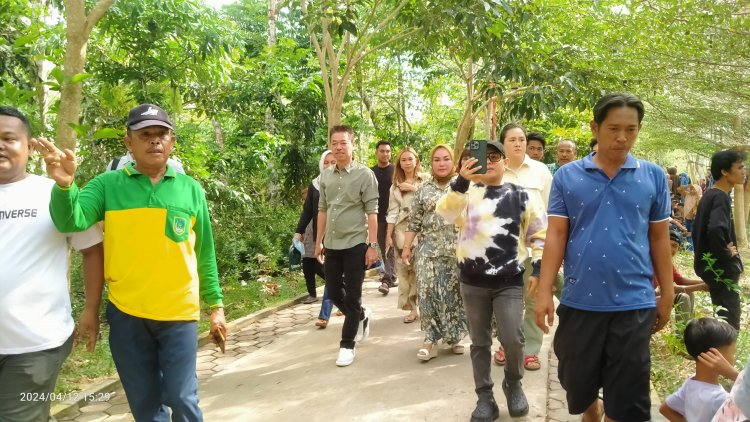 Rayakan Lebaran Idul Fitri Bersama Keluarga, Bupati Kunjungi Wisata Hutan Kota