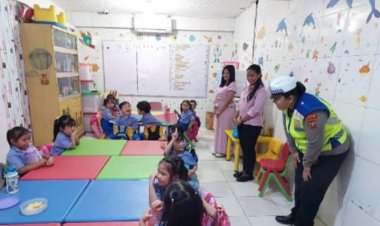 Sat Lantas Polres Pelabuhan Belawan Gelar “Polisi Sahabat Anak” Kepada Murid TK