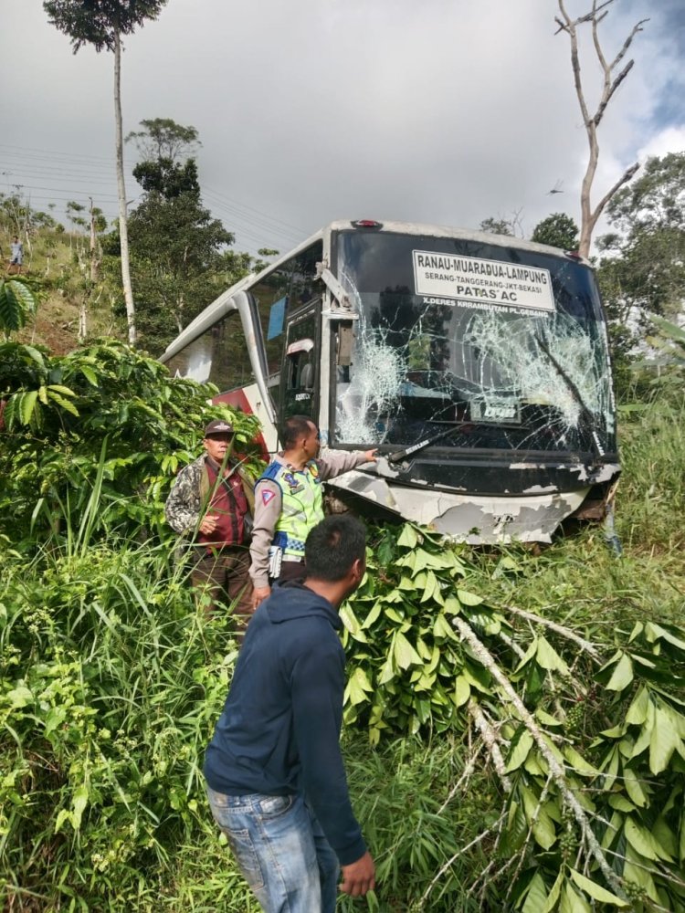 Bus Ranau Indah Masuk Jurang Polisi Sebut Pandangan Sopir Terhalang Kabut