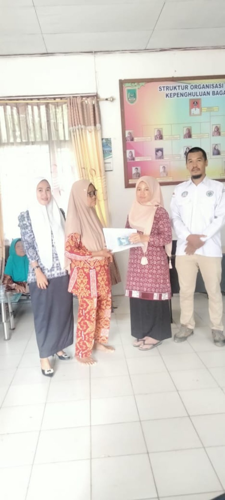 Salurkan BLT DD Kepada 30 Orang KPM, PJ Datuk Penghulu Bagan Nibung : Sesuai Daftar
