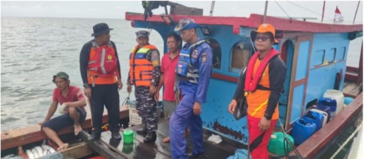 2 Orang Nelayan dan Kapal Speedboat Hilang di Perairan Sinaboi