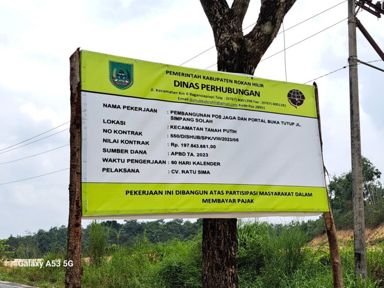 Beda dengan Plank Proyek yang Tertera, Pembagunan Portal dan Pos Jaga Dinas Perhubungan, Dipertayakan
