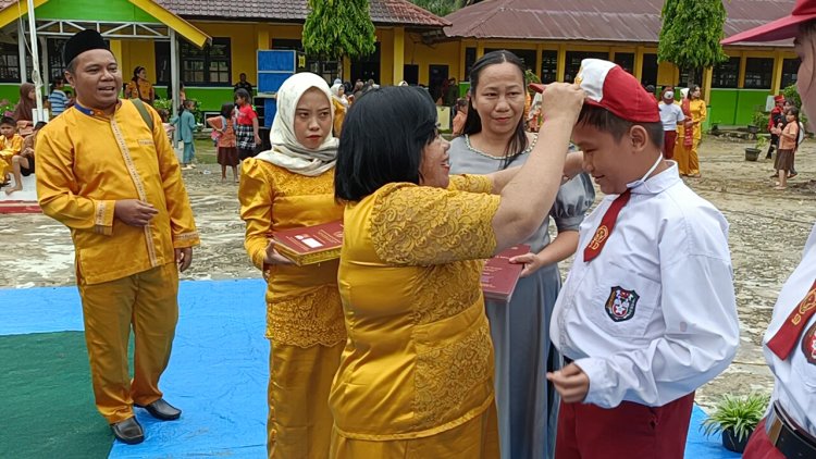 75 Siswa/i Kelas Vl Lulus Pendidikan, SDN 007 Bagan Batu Barat Adakan Acara Pelepasan