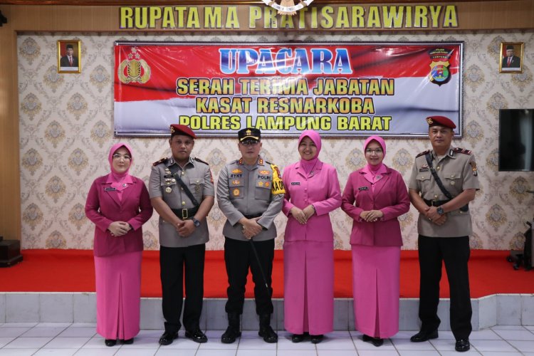 Jabatan Kasat Narkoba Polres Lampung Barat, di Serah Terimakan
