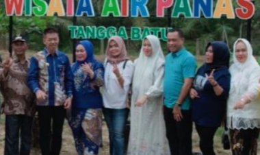 Lokasi Wisata Air Panas di Tangga Batu Dikunjungi Bupati Rohil