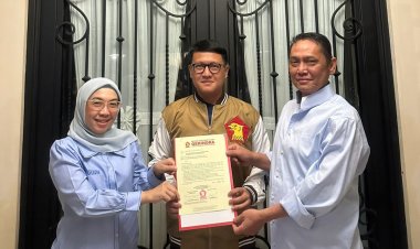 Terima Rekomendasi Partai Gerindra Pasangan Bacabup, Ali Rahman dan Bacawabup Ayu Asalasiyah Resmi melenggang