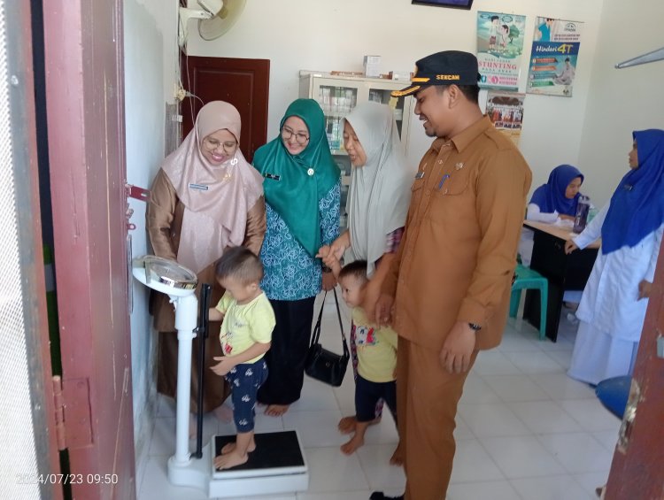 Camat Bangko Dampingi Kepala Puskesmas Bagan Punak, Tinjau PIN Polio